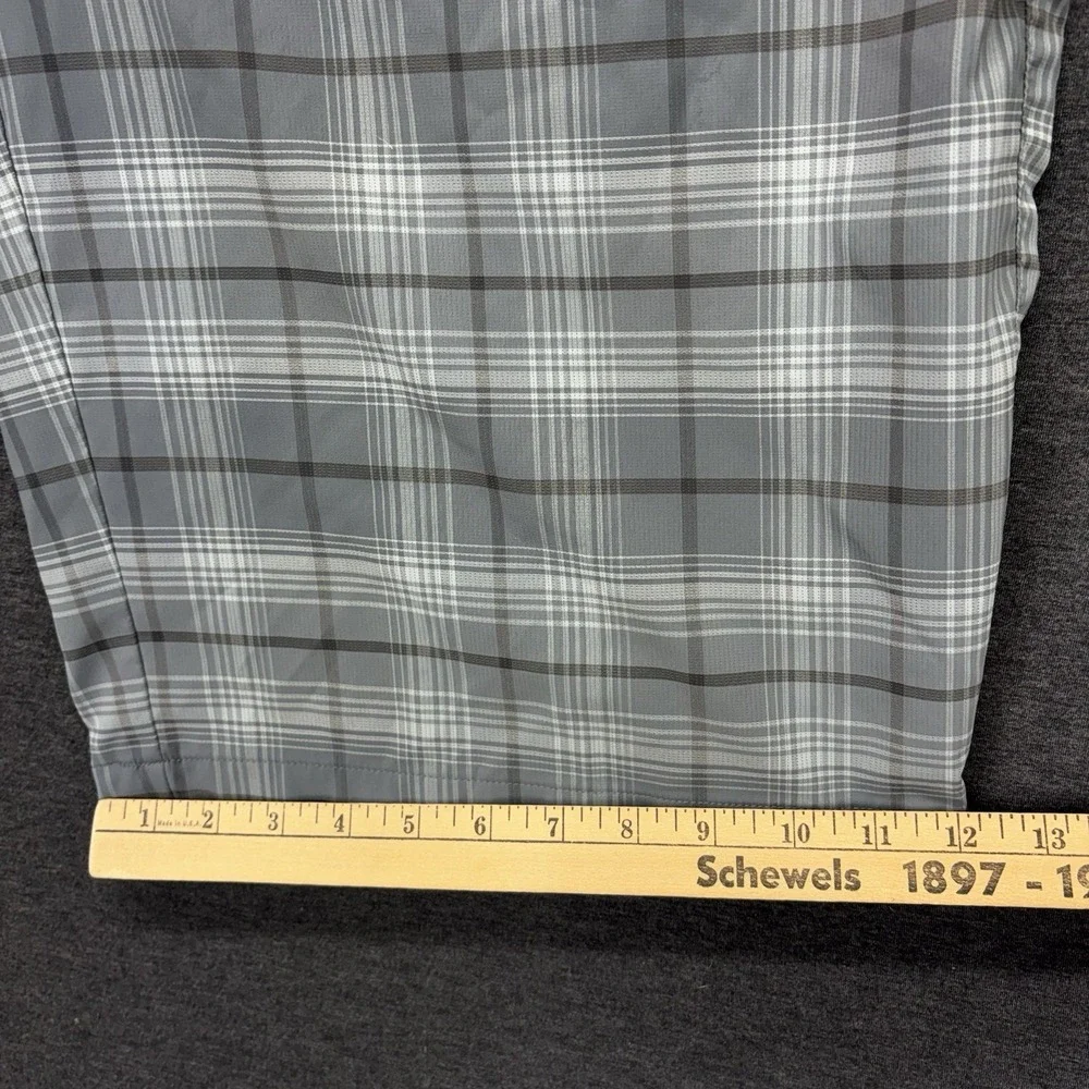 Nike Golf‎ Dri-Fit Tour Performance Shorts Mens 36 Gray Plaid Stretch Preppy